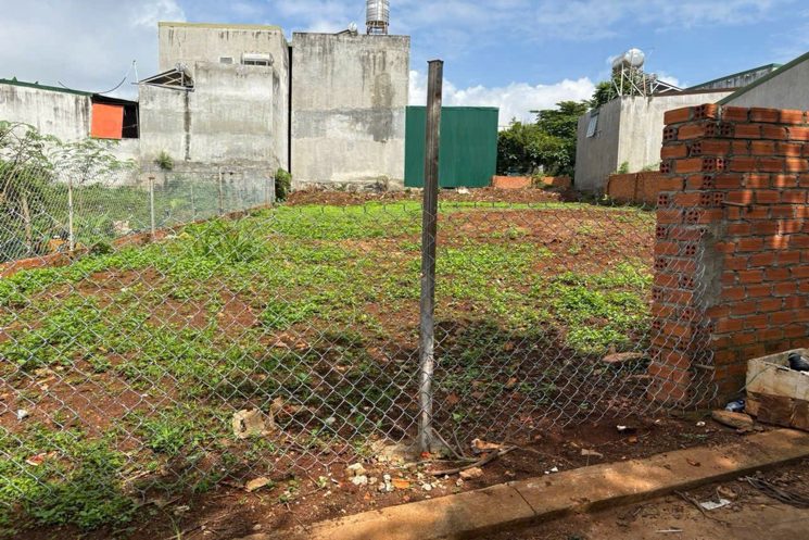 BÁN LÔ ĐẤT SIÊU TO – SÁT CỔNG SAU ĐẠI HỌC TÂY NGUYÊN  4 tỷ 5 
Vị trí cực kỳ đắt giá – chỉ vài bước