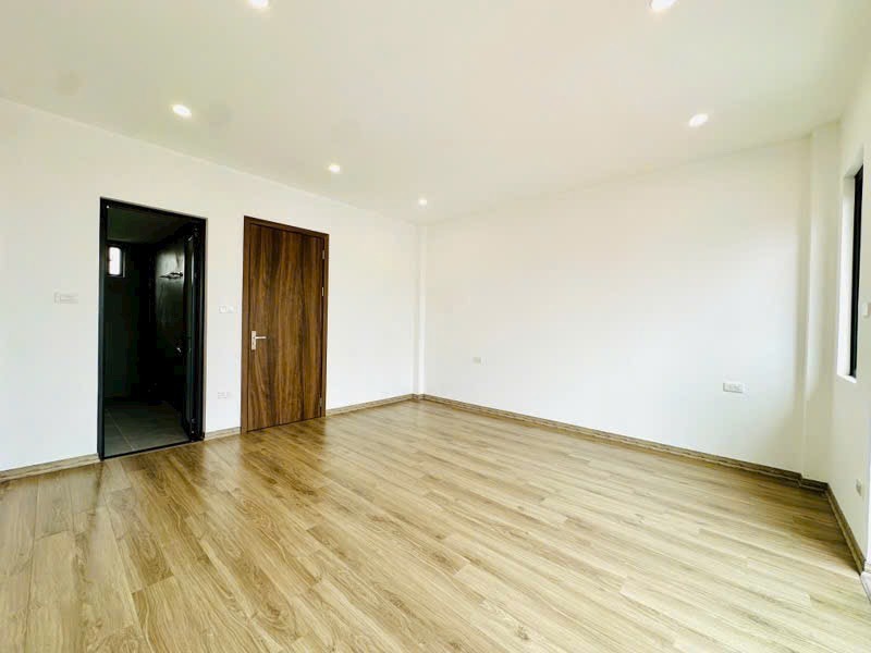 Bán Nhà Vinhome Riverside 40m2 - Giá Tốt