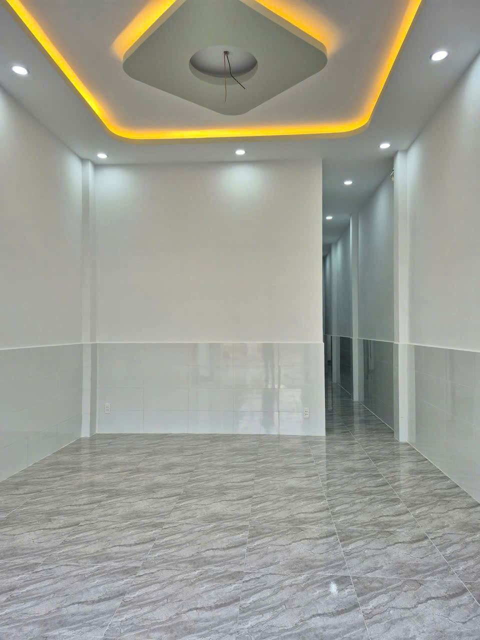 Nhà Mới 4.3x23m, Sân Xe Ô Tô, Nguyễn Thị Búp, Tân Chánh Hiệp, Q12 - 4.5 Tỷ