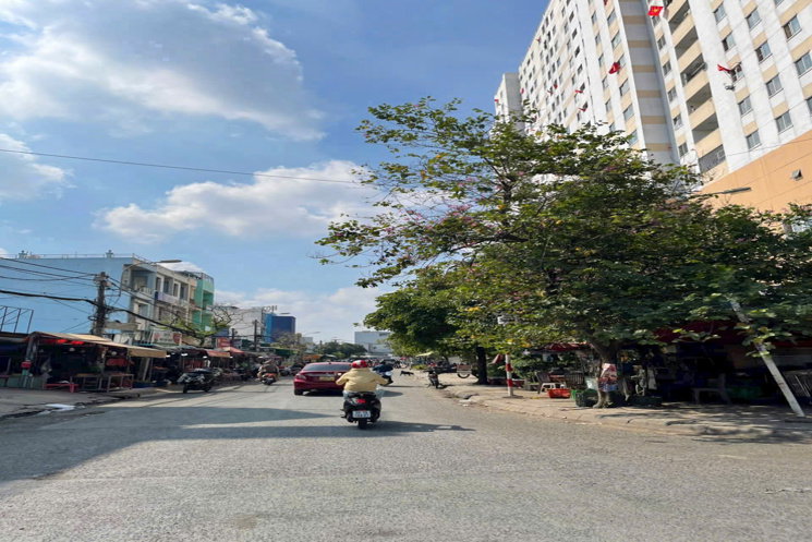 ĐẤT THỔ CƯ 100% – NGAY CÔNG VIÊN CHỢ ĐẦU MỐI HÓC MÔN – ĐƯỜNG CONTAINER