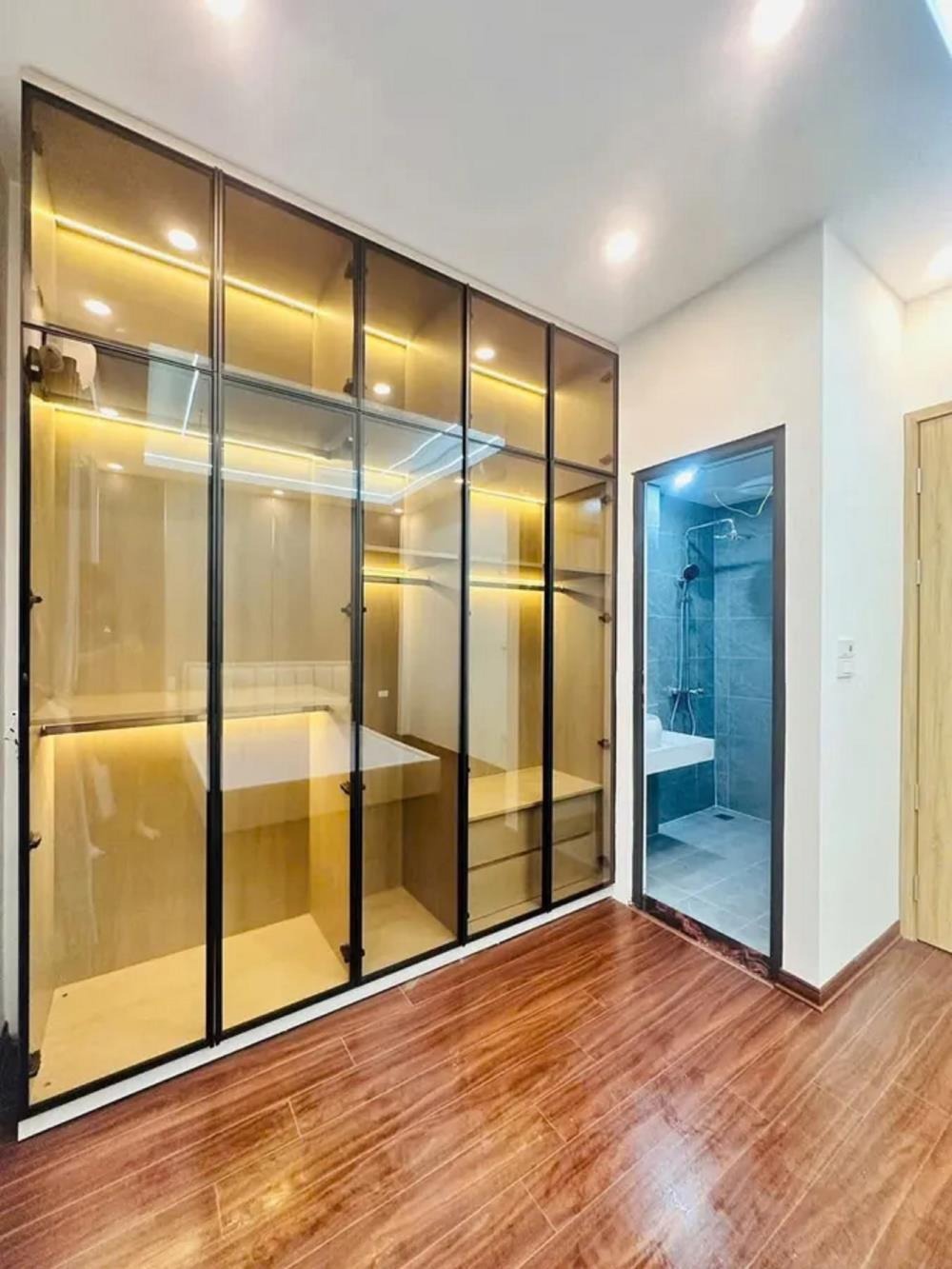 Bán nhà Ba Đình, Vĩnh Phúc - Full Nội Thất, 45m2, 5 Tầng