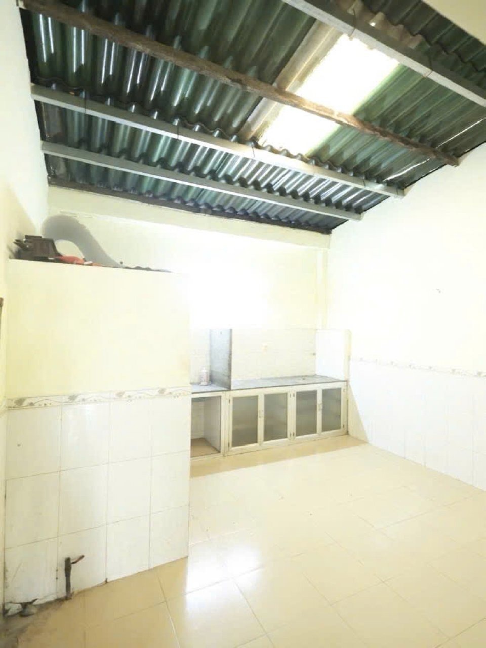 Nhà Nở Hậu, Hẻm Ba Gác 28m2, Đỗ Thúc Tịnh - Giá 3.05 tỷ