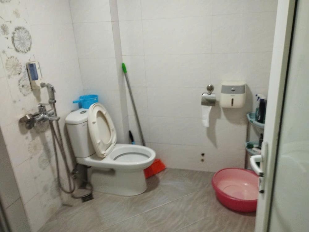 Bán nhà đẹp dân xây lô góc, 5 tầng, 35m², ô tô đỗ cửa