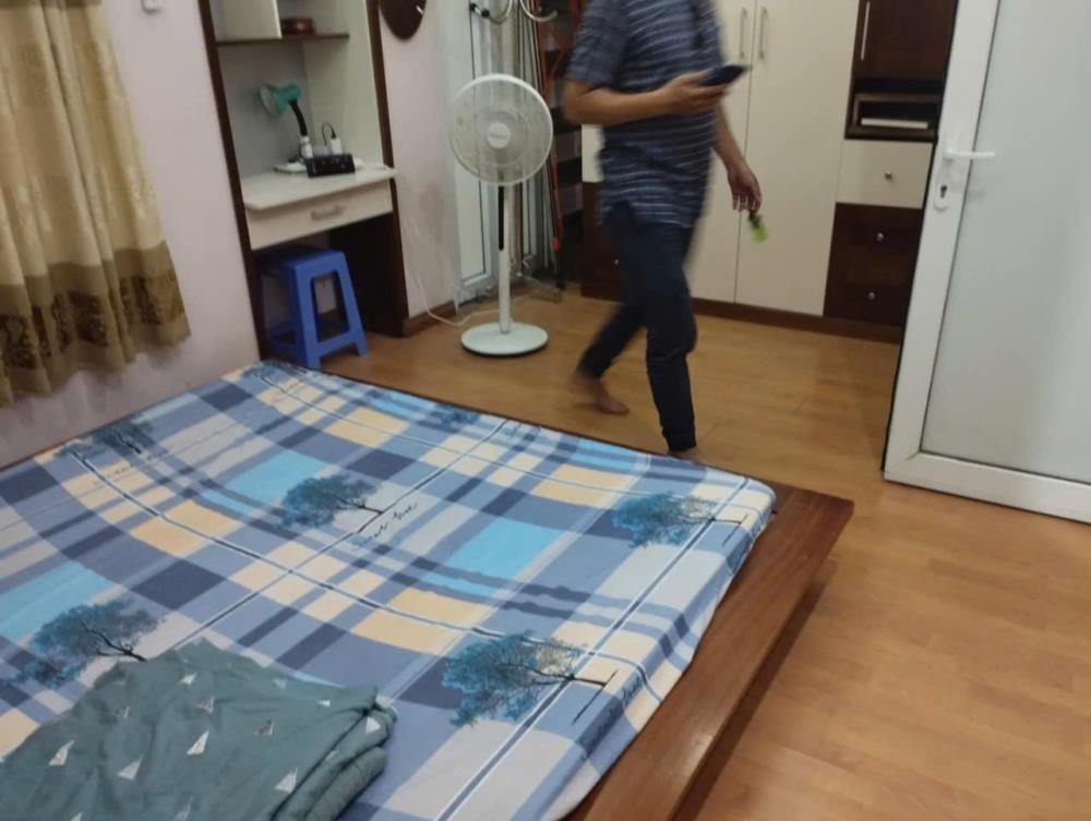 Bán nhà đẹp dân xây lô góc, 5 tầng, 35m², ô tô đỗ cửa