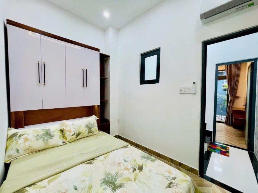 ⭐️ Nhà Mới 2 Tầng Full Nội Thất, 21m2, Vị Trí Đẹp - Giá 3.8 Tỷ