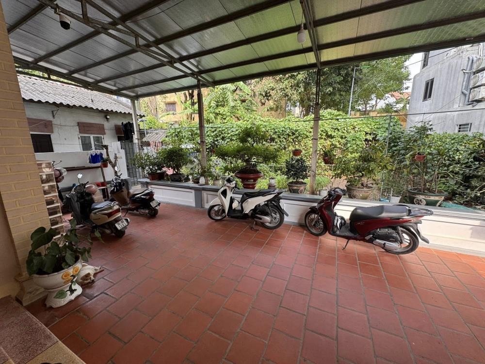 Bán đất tặng nhà 3 tầng, lô góc, ô tô tránh, tiềm năng tăng giá cao