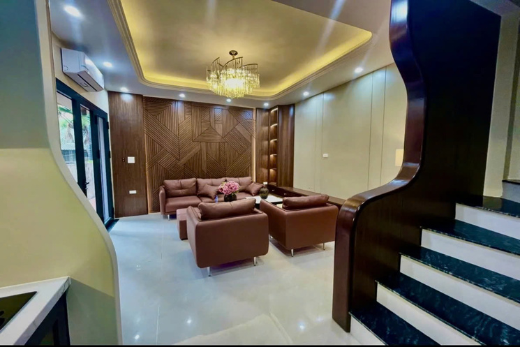 Bán nhà Văn Phú 35mx5 tầng, MT đẹp, nội thất hiện đại, gần ô tô, ngõ thông, vừa ở vừa kd 8.9 tỷ