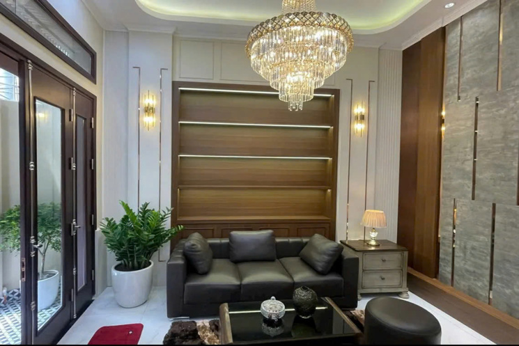 Bán nhà ngõ Văn Phú, Hà Đông. DT 37m2, 5 tầng, 3PN, full nội thất đẹp, sổ đỏ chính chủ. Giá 7.9 tỷ