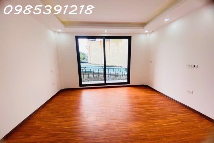 GIÁ ĐẸP LÕI HOÀNG MAI- #THANGMAY - #20MRAOTO TRÁNH ĐỖ- 36M2-5T- 8.88TỶ(CTL)