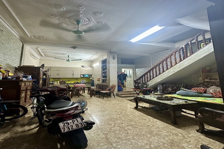 VỊ TRÍ ĐẸP - 5M RA PHỐ NGUYỄN KHANG – Ô TÔ TRÁNH ĐỖ CỬA _ 4 TẦNG – 44M2 – 12,5 TỶ