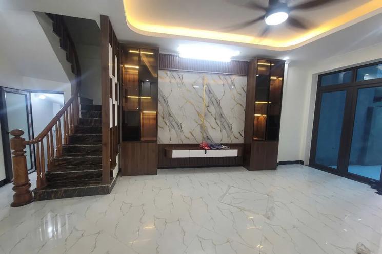 Bán nhà Cầu Am, Hà Đông 45mxt tầng, nhà mới, ở luôn, Ô tô đỗ giá 8.1 tỷ