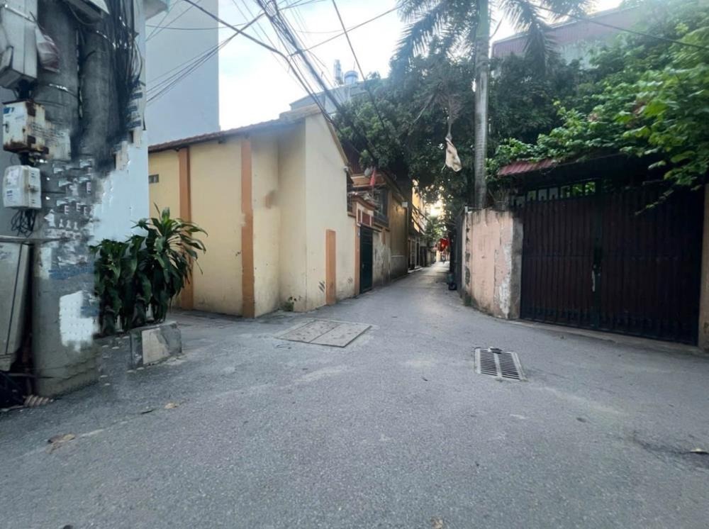 Bán Đất Phố Trịnh Văn Bô Xuân Phương 207m2, Mặt Tiền 14m, Sổ Vuông, Giá 25 Tỷ+