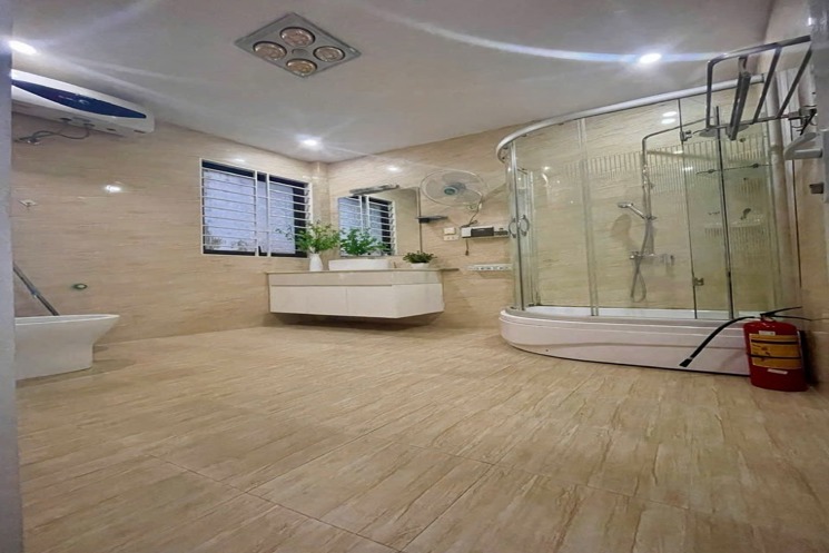 30M RA Ô TÔ - NHÀ DÂN XÂY CHẮC CHẮN - TRUNG TÂM CẦU GIẤY -. ĐỂ LẠI NỘI THẤT XỊN SÒ_6 TẦNG – 40M2 –