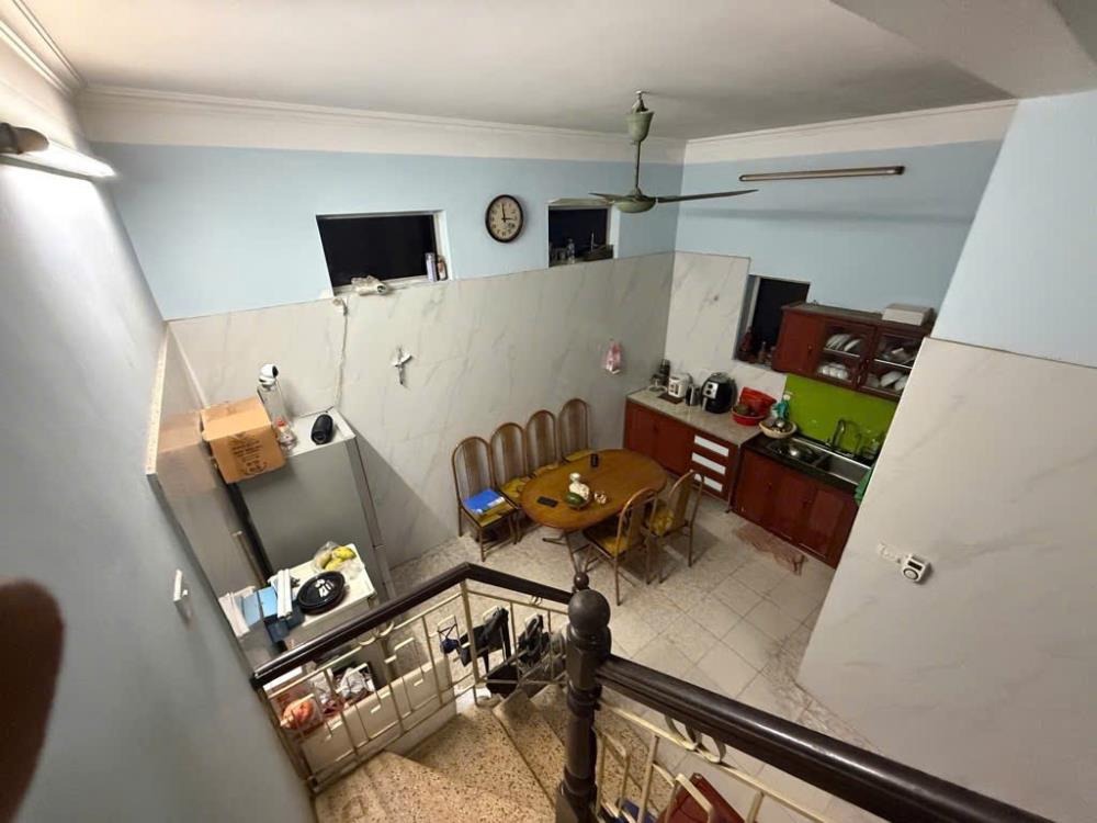 Bán nhà Cầu Giấy 46m² - Lô Góc 2 Thoáng - Giá 7.8 Tỷ
