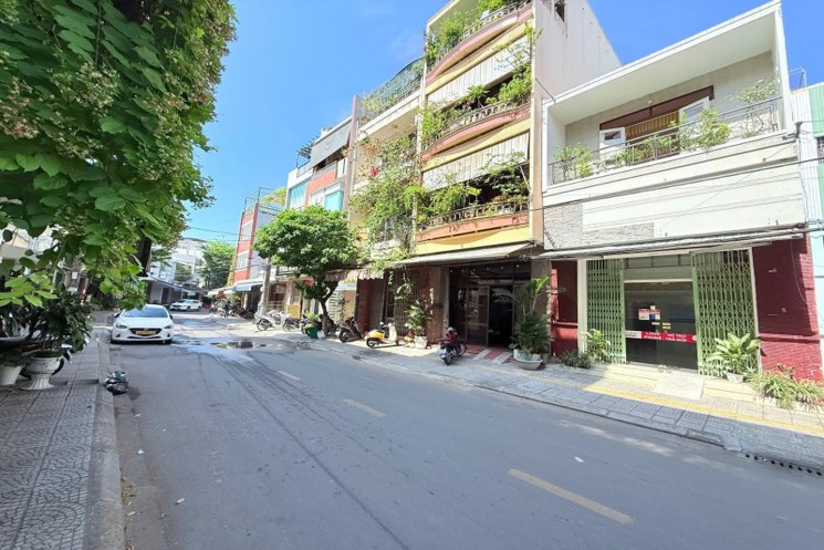 ♥ Mặt Tiền Đỗ Quang, gần Nguyễn Văn Linh, 53m2, ngang 4.8m, 2.5 tầng, nhỉnh 7 tỷ