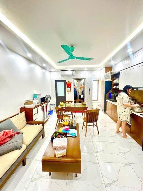 Mặt Phố Hoàng Hoa Thám - Ba Đình: Lô Góc 2 Mặt Tiền Kinh Doanh Đỉnh