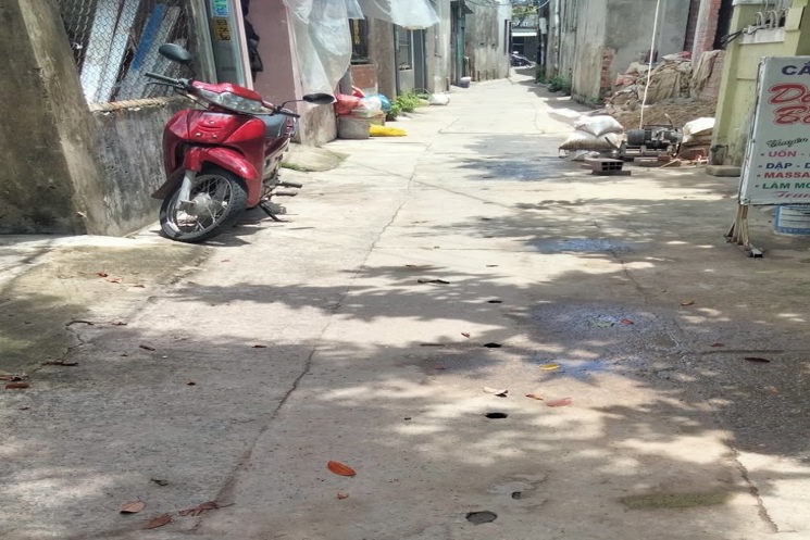 BÁN NHÀ GÁC LỬNG ĐÚC, DT 70M² – LÔ GÓC 2 MẶT KIỆT 3M ÂU CƠ, GẦN CHỢ HOÀ KHÁNH – CHỈ 2.45 TỶ