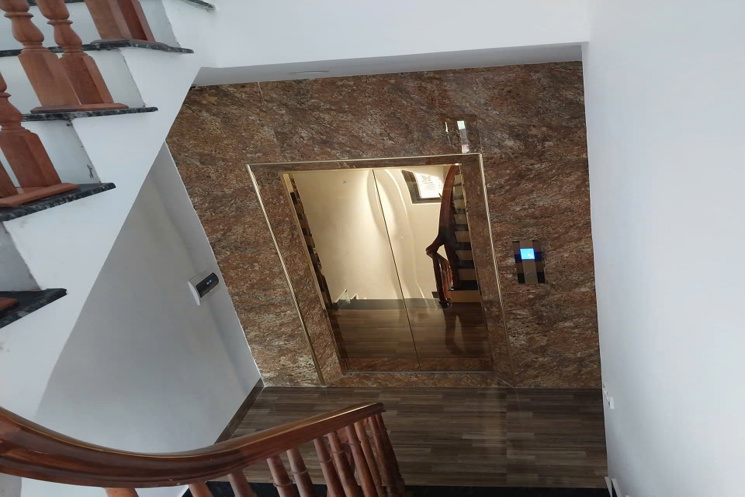 NHÀ XÂY MỚI, 6T THANG MÁY PHỐ PHÁO ĐÀI LÁNG, NGÕ THÔNG, TIỆN ÍCH NGẬP TRÀN – 32M2, 8.6 TỶ