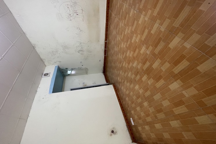 GẤP GẤP - ĐỐNG ĐA - 40 M2– 6.45 TỶ -  TÍNH RA  CHỈ 160TR/M – CÓ NHÀ NGÕ BA GÁC – VÀI BƯỚC RA HỒ BA