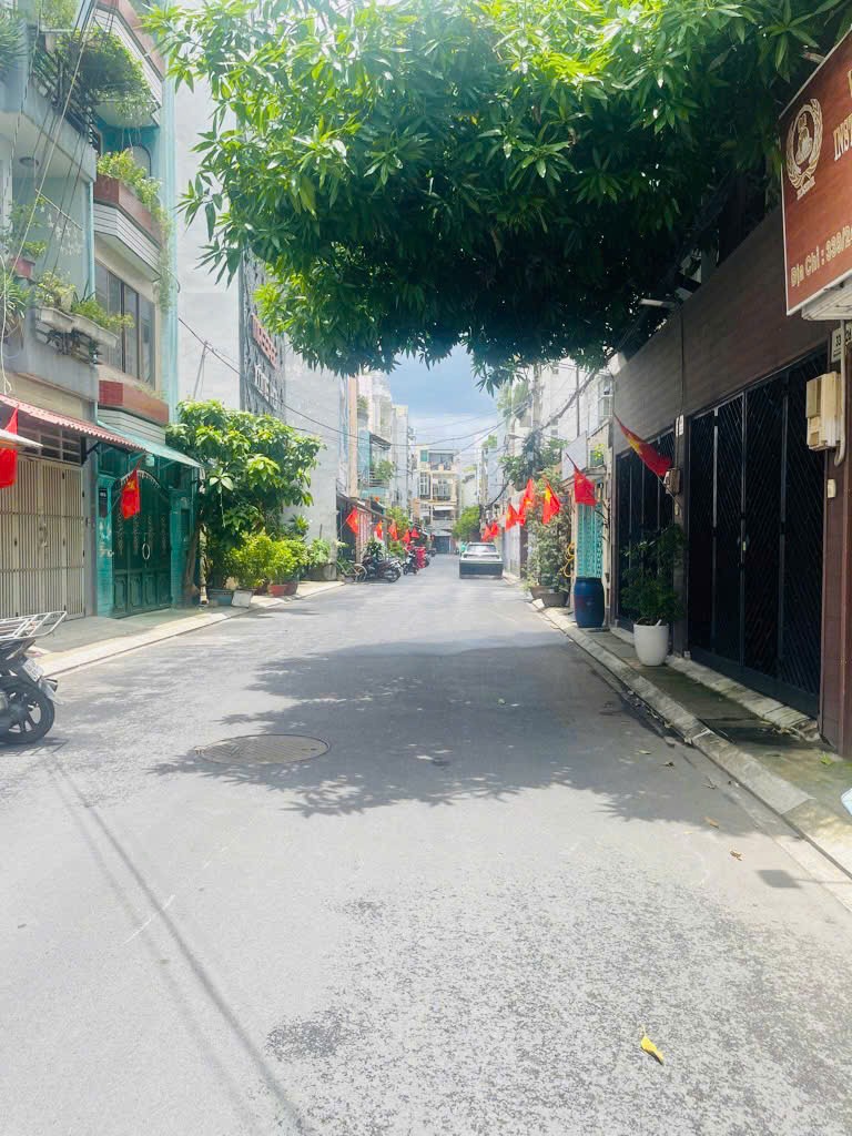 Bán nhà 5 tầng, hẻm 10m Tân Bình - 15.85 tỷ - K300, full tiện ích
