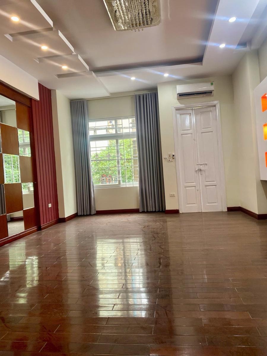 Bán nhà riêng Trần Duy Hưng - Cầu Giấy - 58m2 x 6 tầng - Vị trí VIP - 22.39 tỷ
