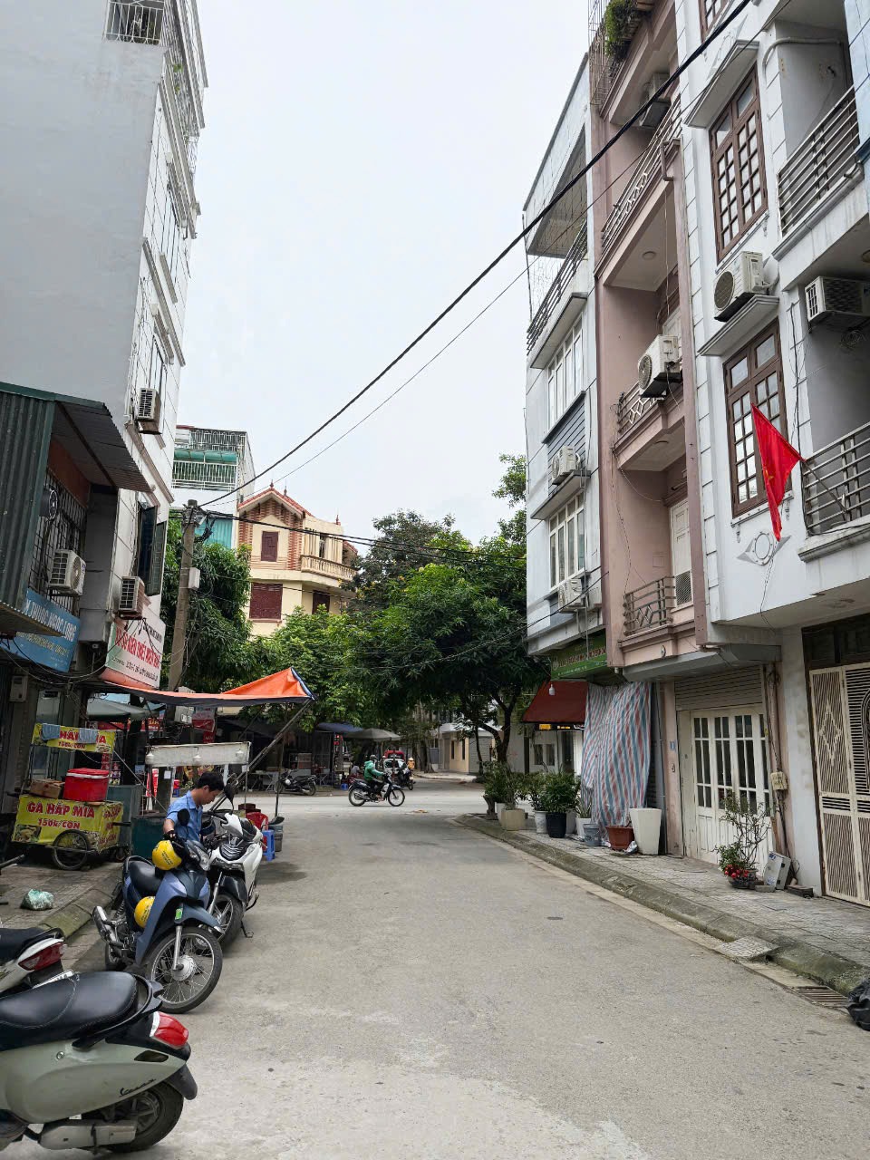 Bán nhà phố 38m2, 5 tầng, 12 tỷ, vỉa hè, ô tô, Văn Quán, Hà Đông