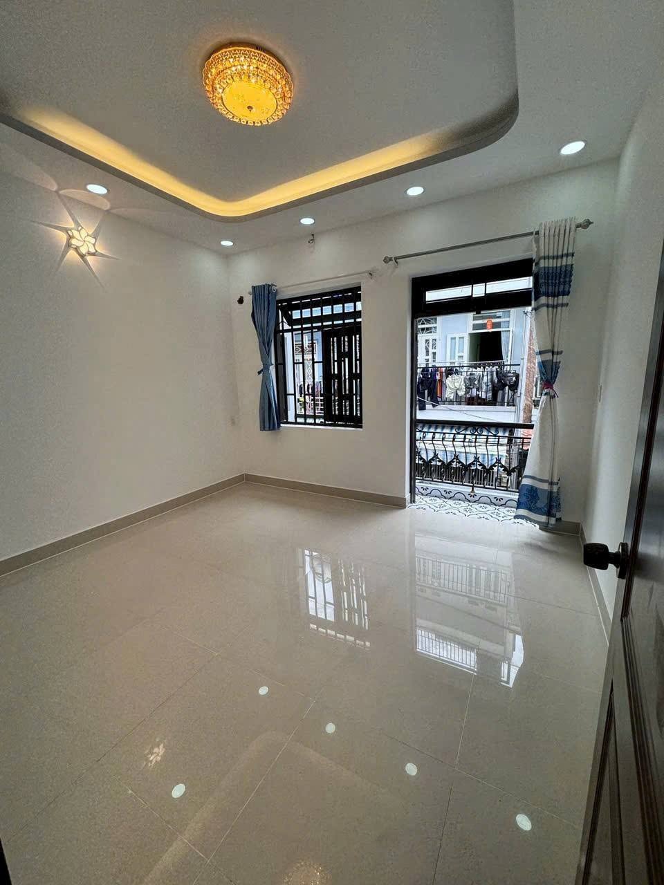 Bán nhà phân lô Ngô Thì Nhậm 54m2, 4 tầng, giá 13.2 tỷ - Vị trí đẹp, giao thông thuận tiện