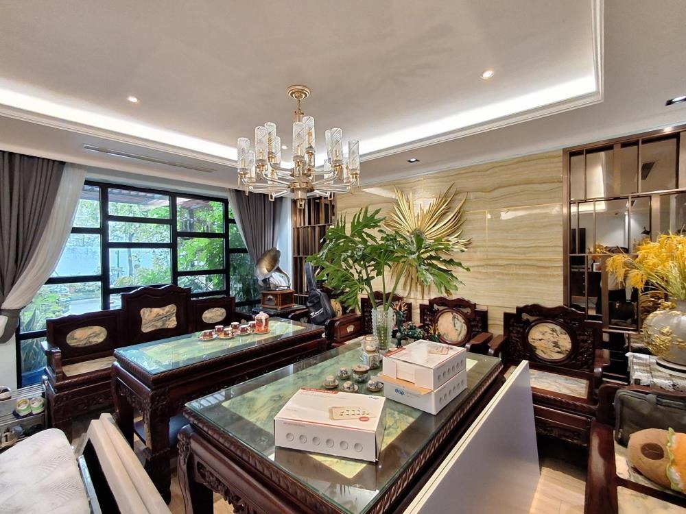 Bán nhà Aren Park Thạch Bàn, Long Biên: 3 Tầng, 144m², MT8m, 29 tỷ