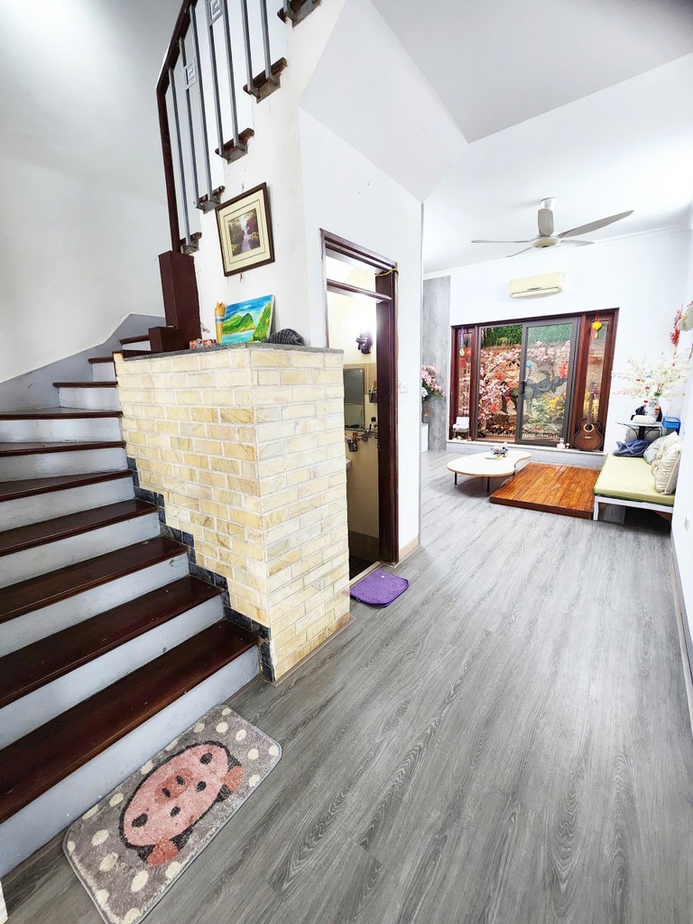 Bán nhà KĐT Văn Quán Hà Đông: 70m², 4 tầng, mặt tiền 4.2m, gara ô tô - Giá 18.2 tỷ