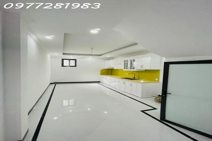 👉🏠 CẠNH NHỔN – NHÀ MỚI 5 TẦNG