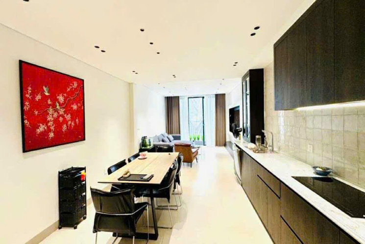 Bán nhà Ngọc Thụy 73m MT4.3m 6 tầng thang máy gara ô tô hơn 16 tỷ