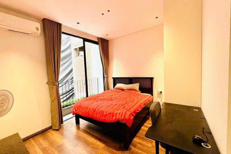 Bán nhà Ngọc Thụy 73m MT4.3m 6 tầng thang máy gara ô tô hơn 16 tỷ
