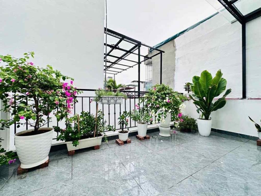 Nhà phố Góc Lô - 77m2 - Gần Time City - Giá 11 tỷ