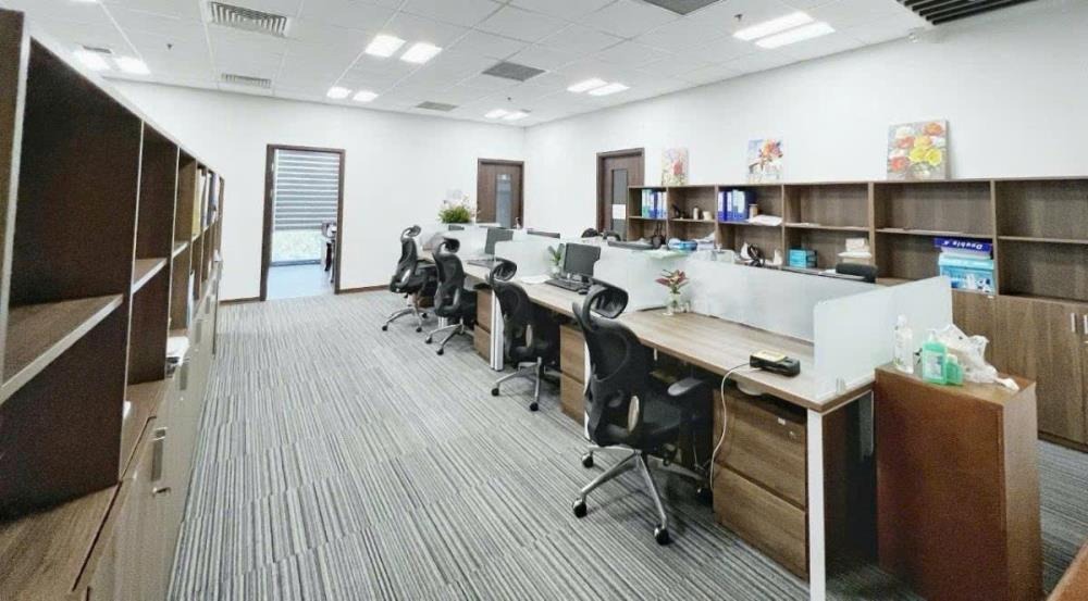 Cho Thuê/Bán Nhà Mặt Phố Đại Cồ Việt - 8.2m - 45 Tỷ - Dòng Tiền 1 Tỷ/Năm