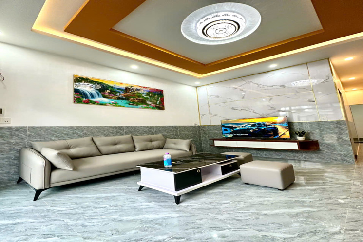 NHÀ 1 TRỆT 1 LẦU ĐẸP TẠI DIÊN KHÁNH CÁCH VÕ NGUYÊN GIÁP chỉ 300m