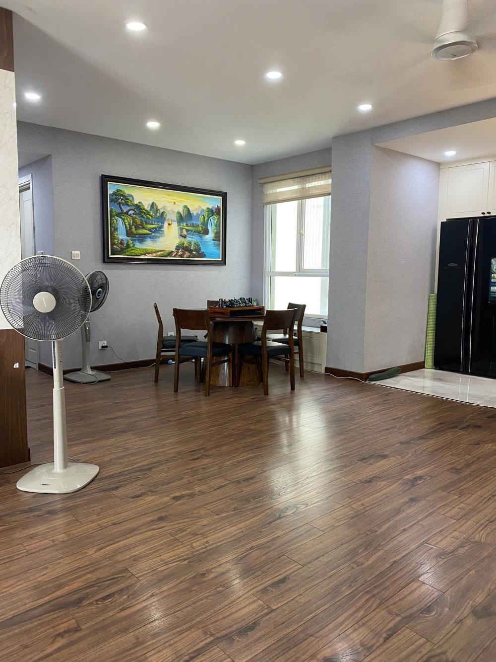 Bán gấp căn 3PN Seasons Avenue - 117m2 - Full đồ giá 7.x tỷ