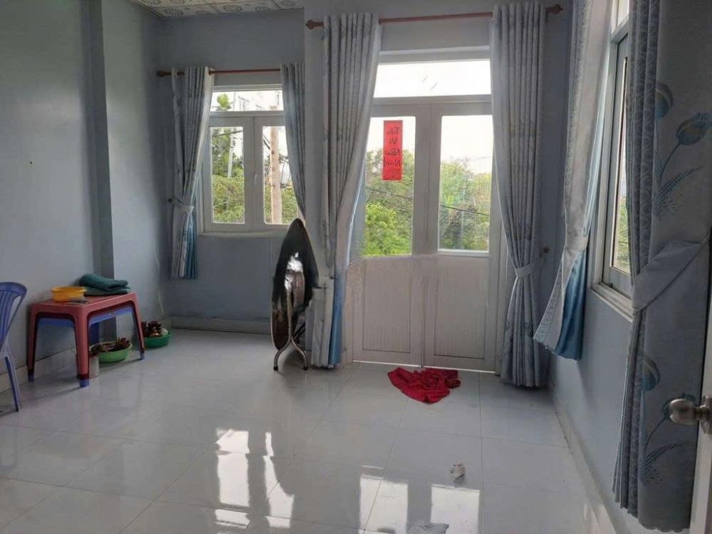 💥 Nhà Mặt Tiền Thủ Đức - Kinh Doanh Đắt, Sân Đậu Xe Tiện Lợi