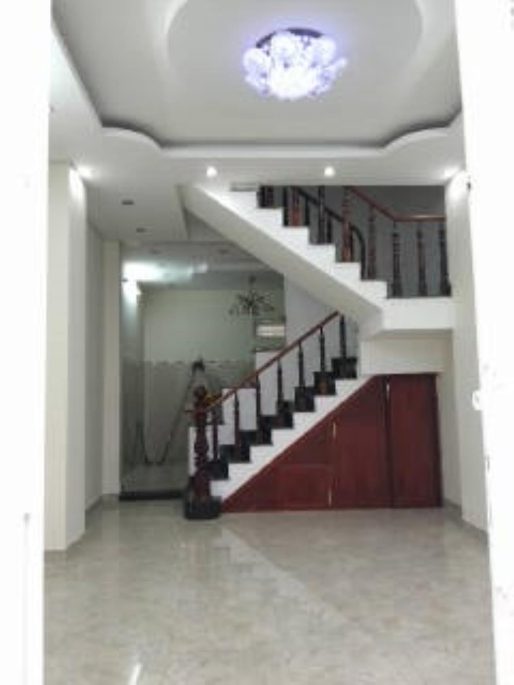 Cho Thuê Nhà Nguyên Căn 3 Tầng Sân Thượng, Nguyễn Tuyển, Hẻm Ô Tô