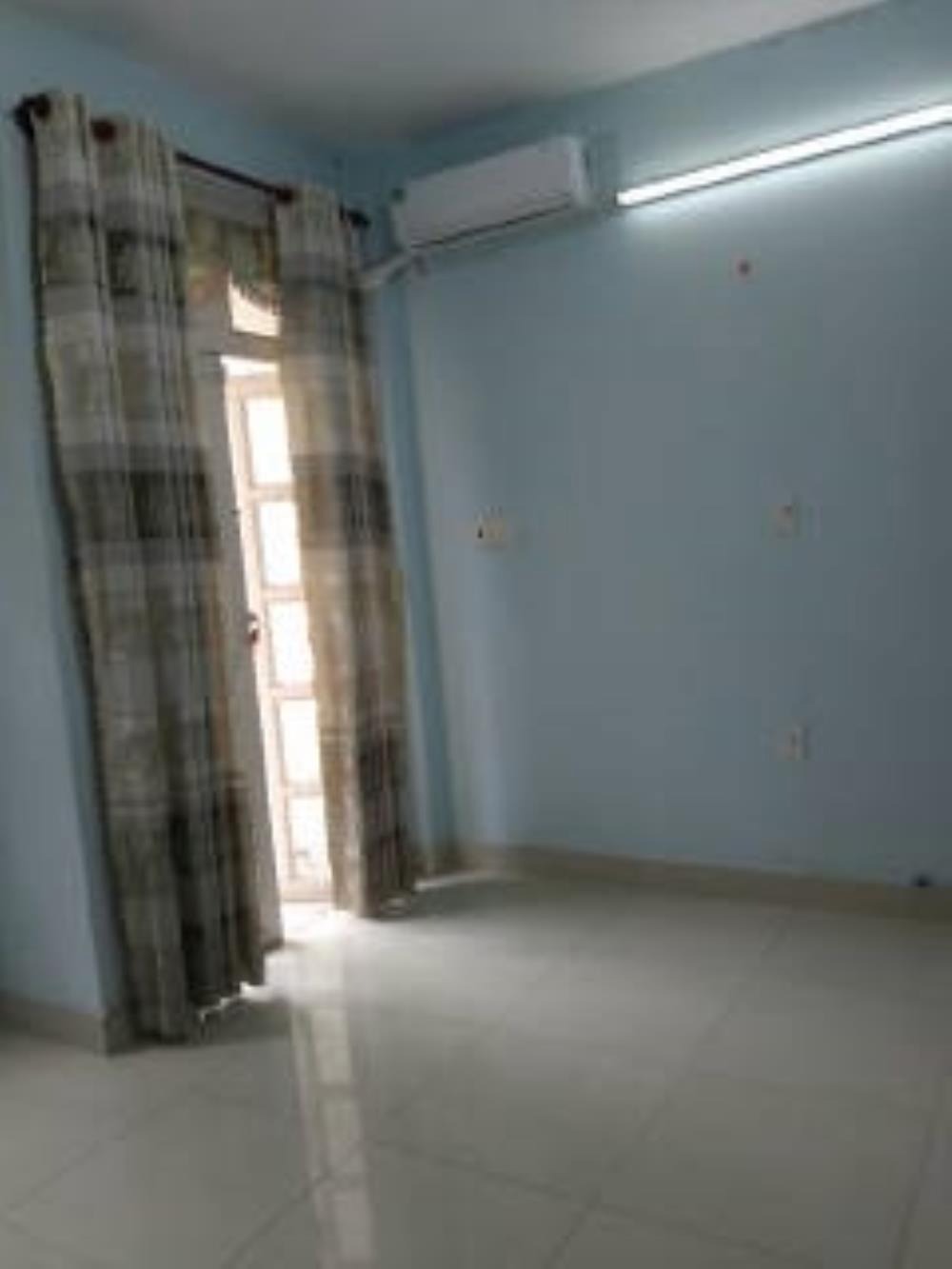 Cho Thuê Nhà Nguyên Căn 3 Tầng Sân Thượng, Nguyễn Tuyển, Hẻm Ô Tô