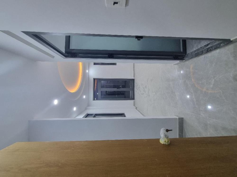 Bán Nhà Góc 5 Tầng, Thang Máy, Lê Đức Thọ - Giá 10.5 Tỷ