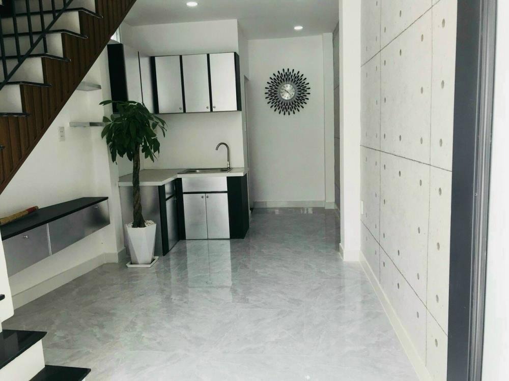 Bán Gấp Nhà Riêng Quận 8: 1.2 Tỷ, 37.9m², 2PN, Pháp Lý Đầy Đủ