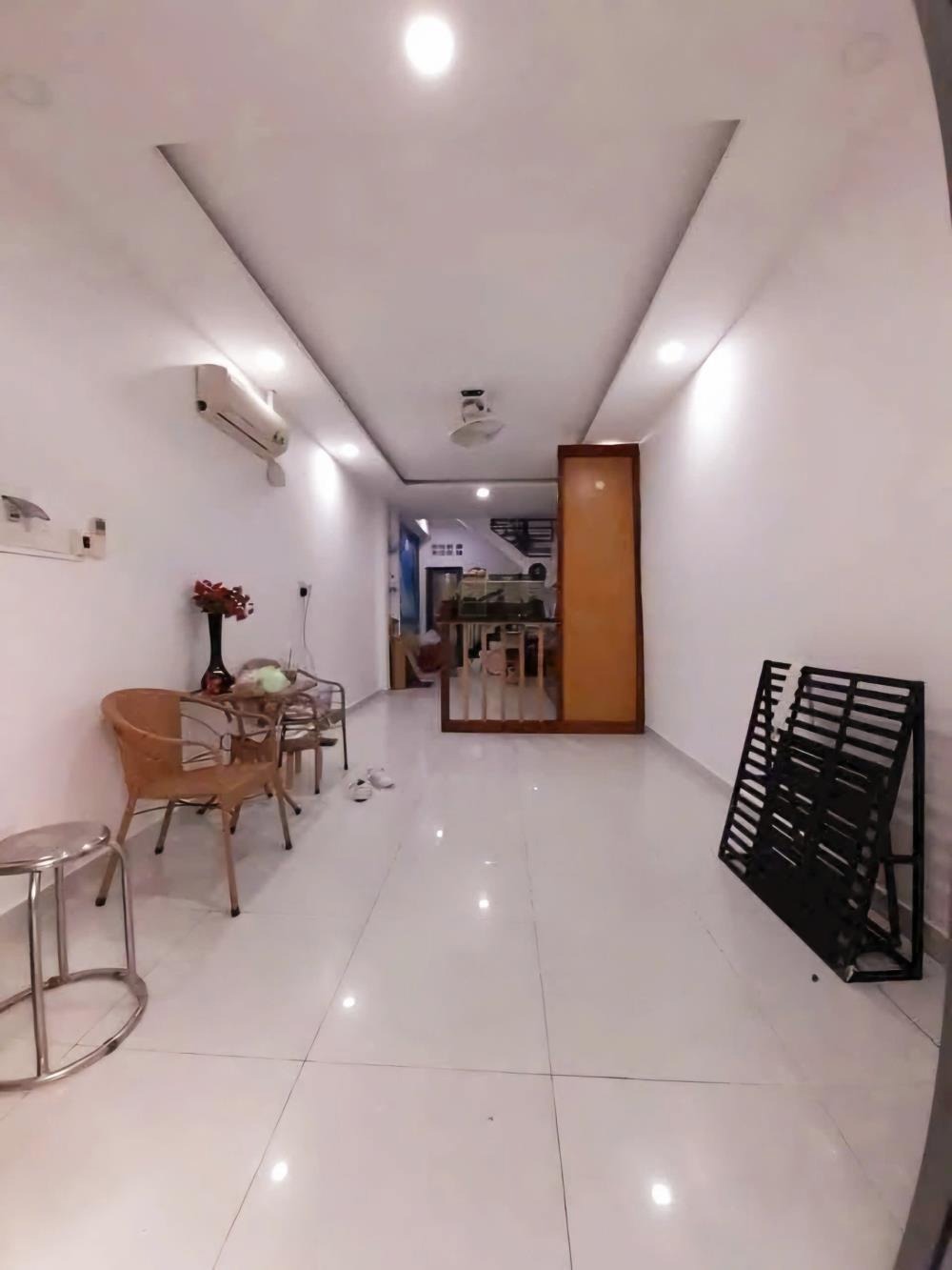 Bán Nhà Quận 3 - 3PN, DT 120m2, Khu Đô Thị, Pháp Lý Sổ Hồng