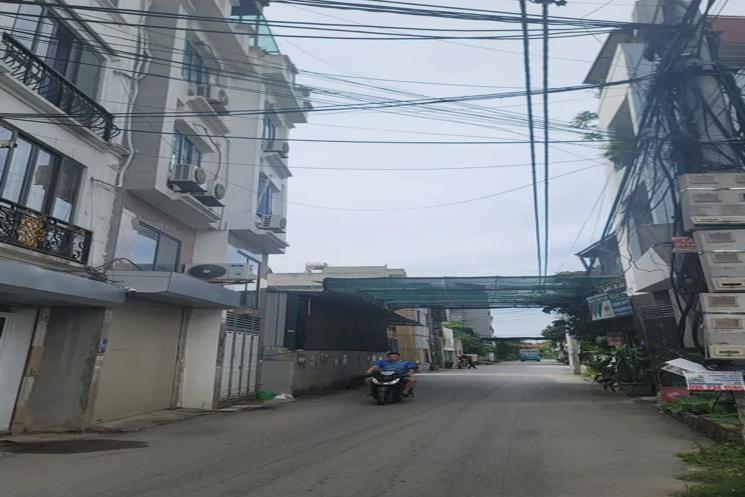 Bán đất Yên Nghĩa, Hà Đông. 55m2, sổ đỏ chính chủ. Giá 8.7 tỷ, gần chợ, trường học, đầu tư sinh lời