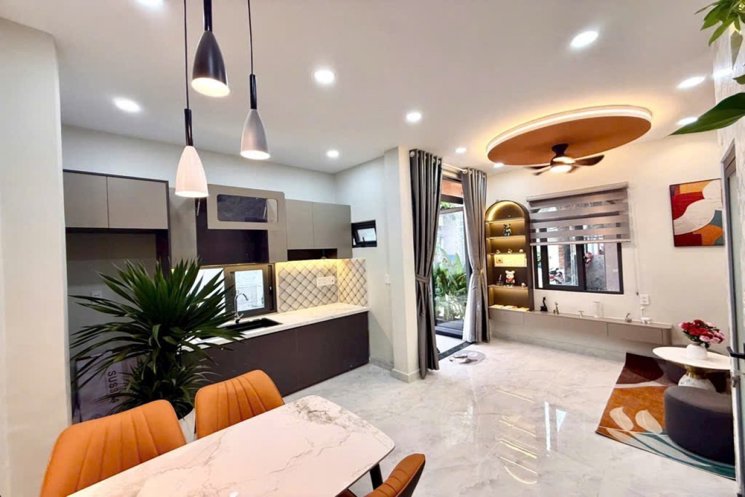 Nhà mới 2 tầng Lô góc HXH 25m2 – Nguyễn Thiện Thuật BT