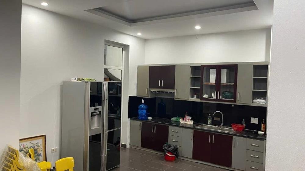 Bán Nhà Phố Nhổn 112m2, 3 Tầng, Lô Góc, Mặt Tiền Rộng 8.6m, Ô Tô Vào Nhà, Giá 15 Tỷ+
