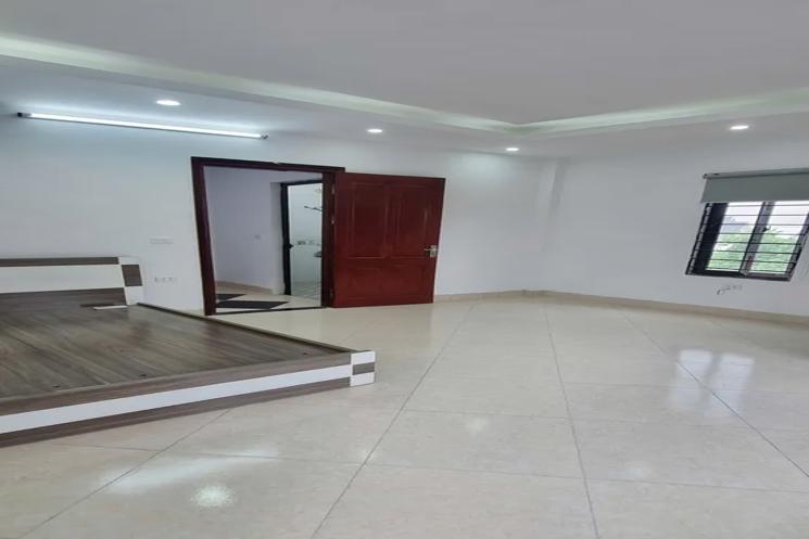 Bán nhà ngõ Lê Trọng Tấn, Hà Đông: 36m2 x 5 tầng, 3PN, nhà mới đẹp ở ngay SĐCC, 5.5 tỷ