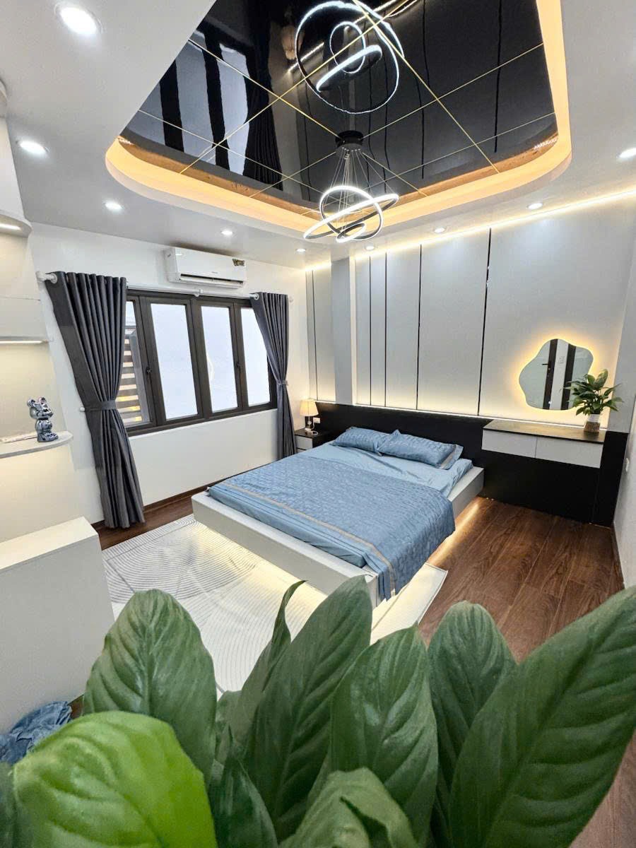 🌟Nhà Mới 100% - Khâm Thiên - Đống Đa - Sổ Vuông Nở Hậu - Giá 6.48 tỷ