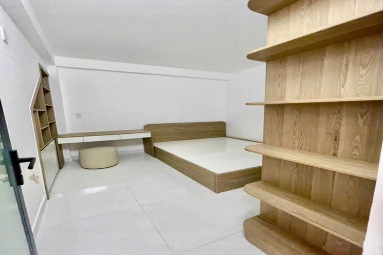 BĐS Dòng Tiền 4 tầng - Trung Tâm Thành Phố - Giá 4.8 tỷ - Dòng Tiền 18 tr/tháng - Đường Nguyễn Du 