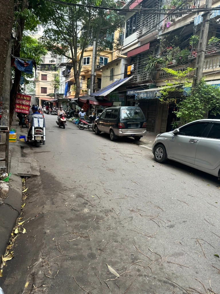 Bán Đất Phố Bạch Mai: Vị Trí Đắc Địa, Sinh Lời Cao