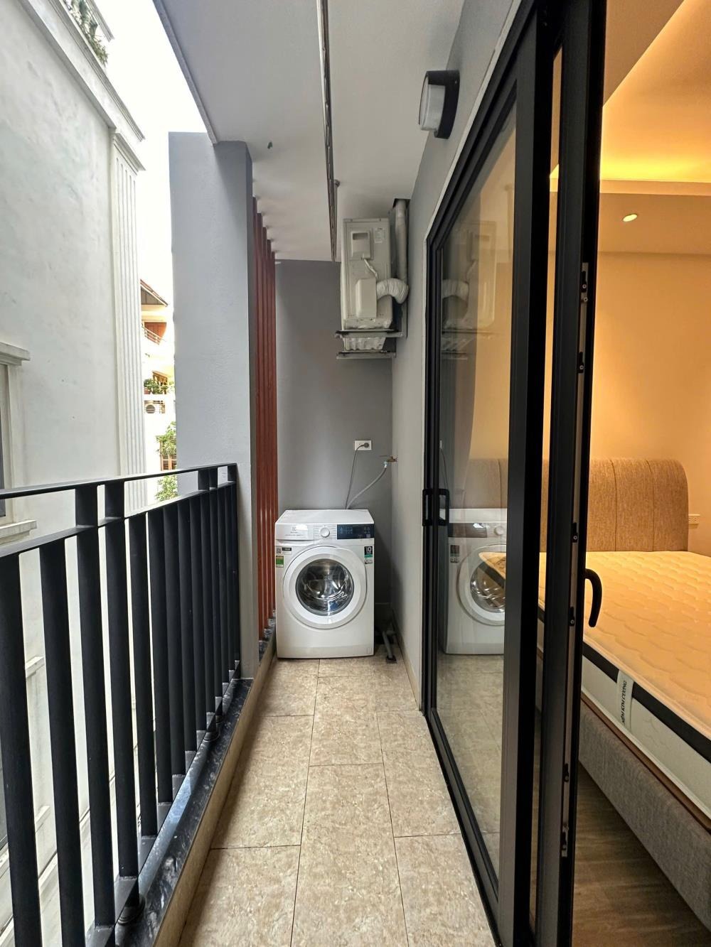 Căn Hộ Cao Cấp 68 - Full Nội Thất, View Thoáng, Giá Tốt